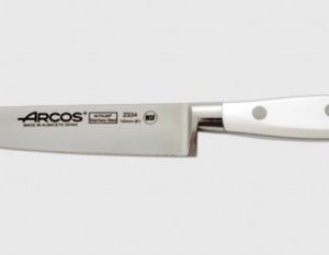 Cuchillo cocinero de 150 milímetros marca ARCOS. Accesorios y maquinaria de hostelería